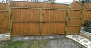 Купить распашные ворота деревянные Норильск, цена от 2713 руб.
